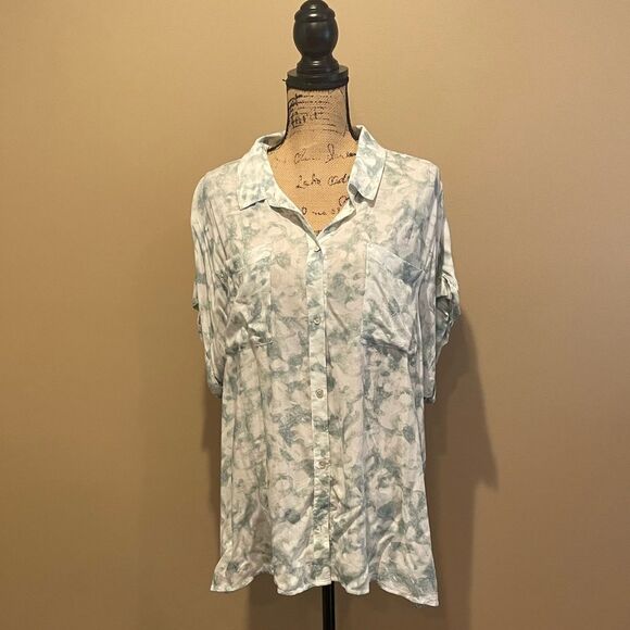 NWT Anthropologie Cloth & Stone Breezy Button Down 1X Green Motif #248 - Picture 2 of 3